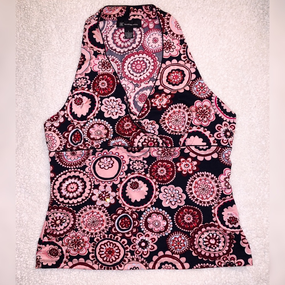 Pretty sleeveless top